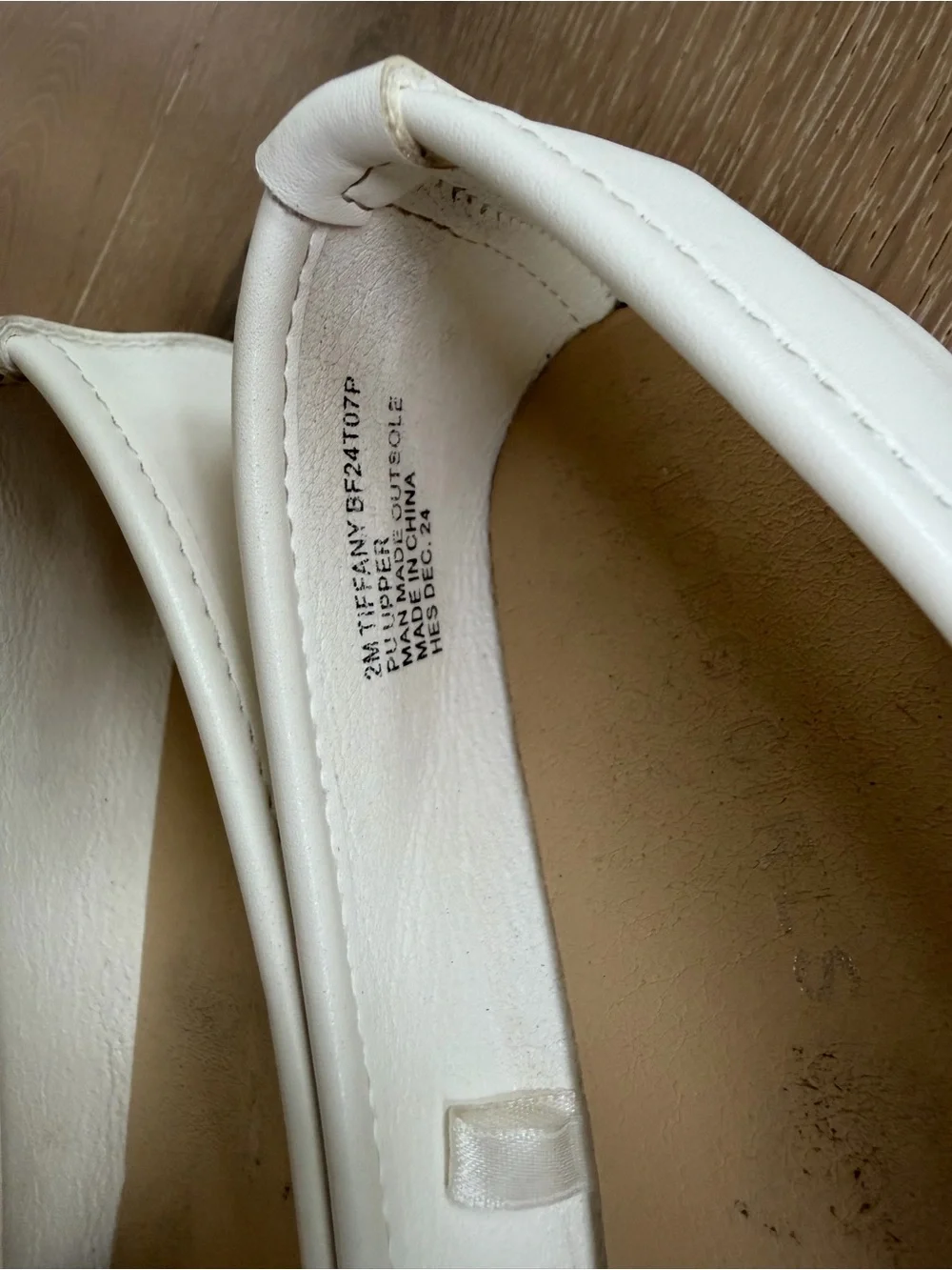 BCBG Girls White Bow Ballet Flats, 2M